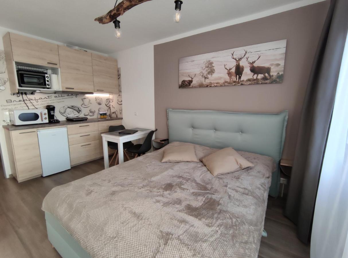 Studio 20Qm Mit Balkon Und Innenpool - 22010 施卢赫湖 外观 照片